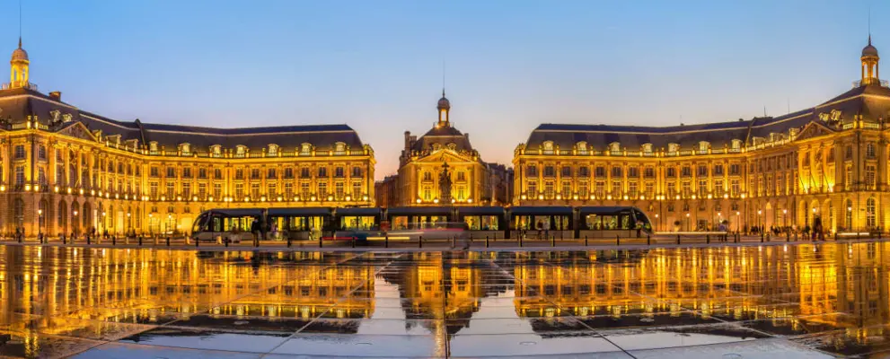 Best things to do in Bordeaux - a panoramic view of Bordeaux