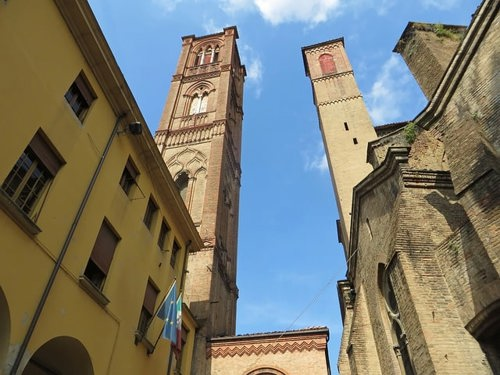 The two towers of Bologna