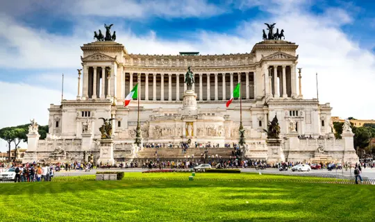 Rome holidays - Piazza Venezia