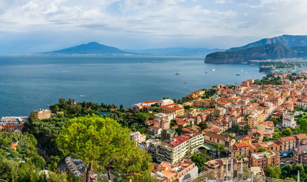 A panoramic view of the Italian coast - the best cities in Italy