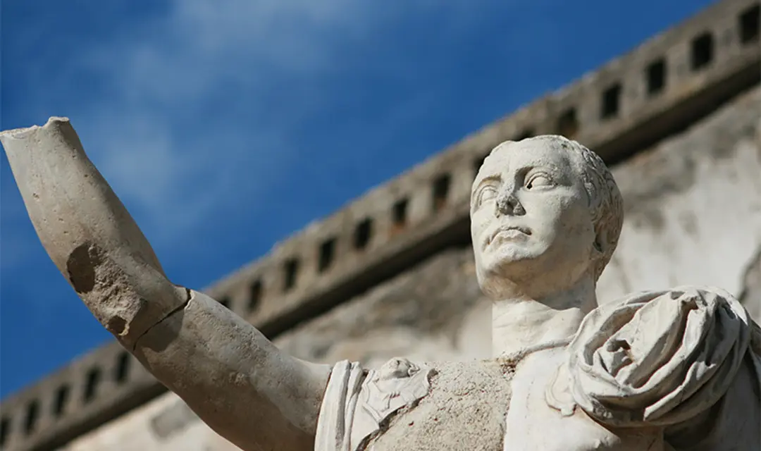 Herculaneum statue