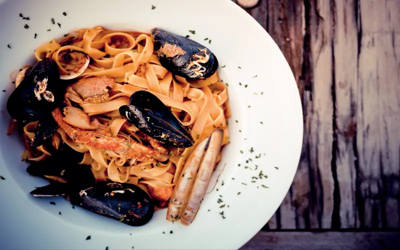 noodles with seafood
